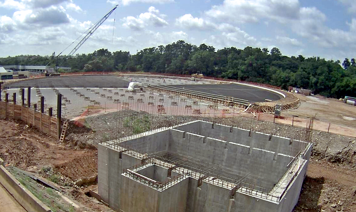 Construction on the 22-million gallon wet weather flow storage and 56-million gallon per day pumping facilities adjacent to the Town Branch Wastewater Treatment Plant in Lexington, KY, is underway. GRW completed the design and is providing construction phase services for Phase 1 of the project.
